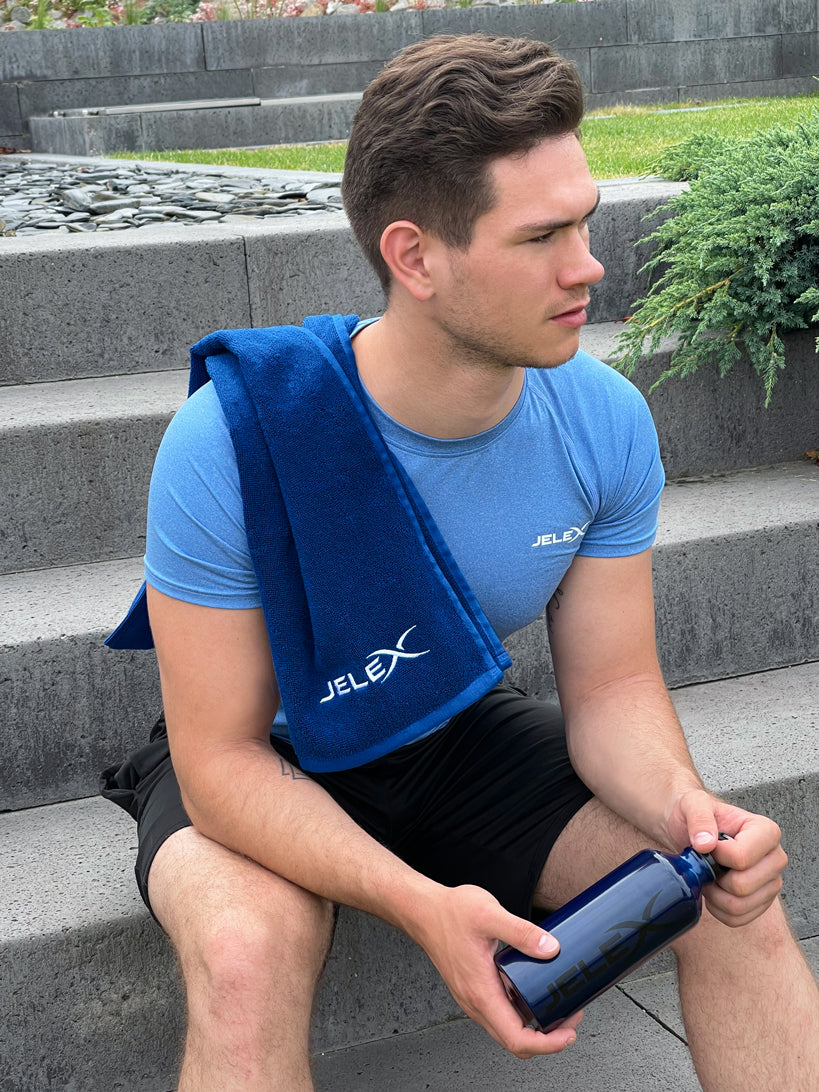 JELEX "100FIT" Fitness Towel with Zipped Pocket royal blue